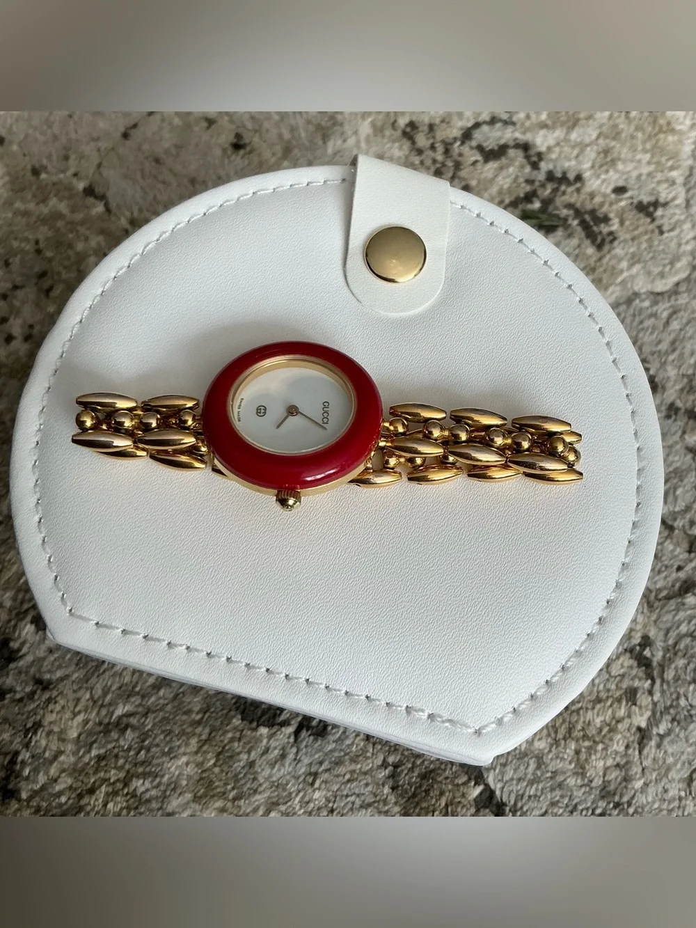 Ladies GUCCI dressy chain bracelet watch w/ bezels❤️💙🖤💚🧡